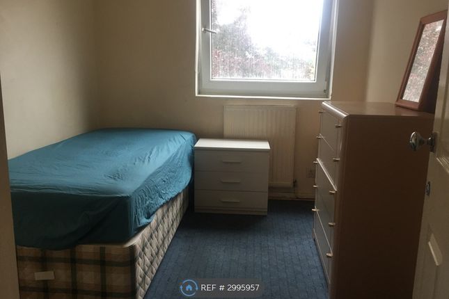 Brighton Road Sutton, Sutton photo 5