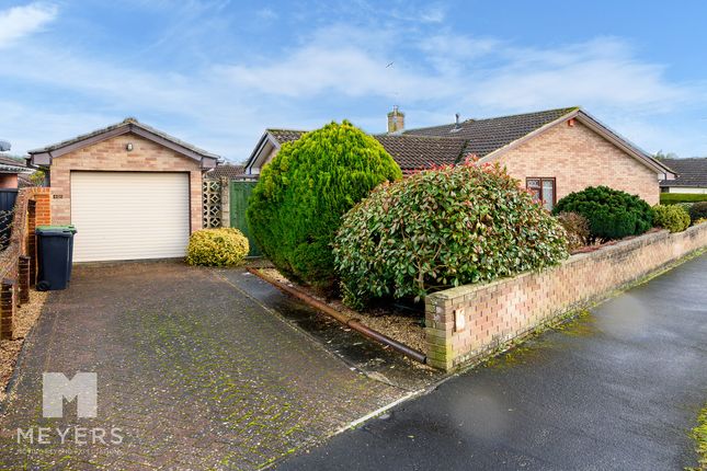 46, Acacia Avenue, Verwood photo 2