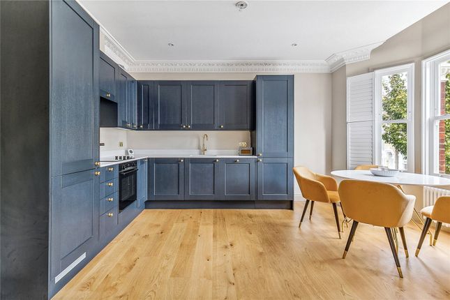 Devereux Road, London photo 2