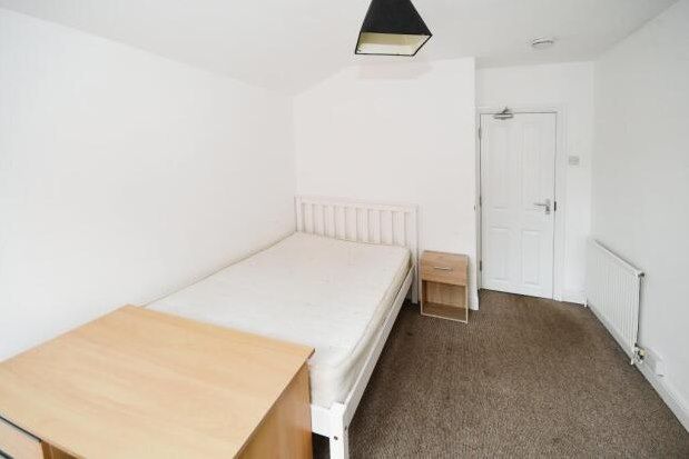 End terrace house to rent in Carholme Road, Lincoln