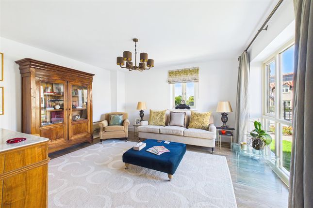 22, Ryves Vale, Clevedon photo 4