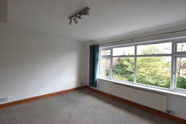 Flat to rent in Severn Grange, Northwick Road