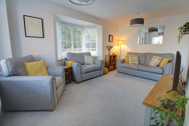 1, Clay Pond Way, Wherstead, Ipswich photo 2