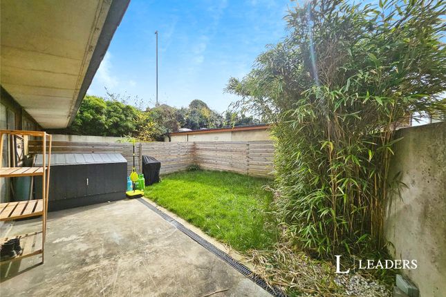 Stone House, 2A, Vere Road, Vere Road photo 3