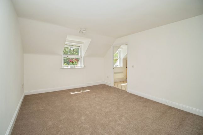 45, Hascombe Court, Somerleigh Road, Dorchester photo 2
