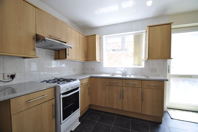 26 Aubrey Hames Close, Newport photo 5