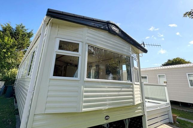 Seal Bay Resort, Warners Lane, Chichester photo 2