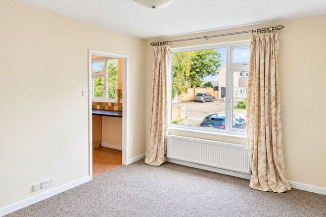 69, Conygar Road, Gloucestershire photo 3