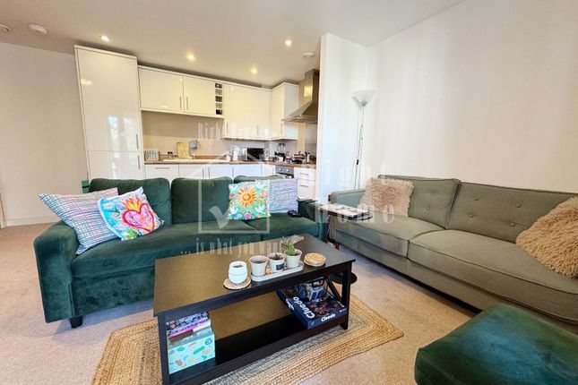 1-bed flat on 83 Williams Way, Wembley, £300,000