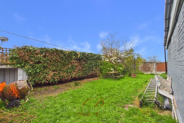 21, St. Davids Drive, Deeside photo 4