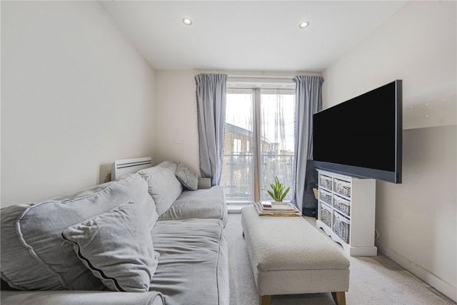 107, Reed House, Wimbledon photo 3