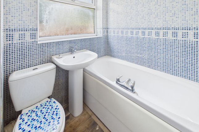 32 Gedling Road, Nottingham photo 4