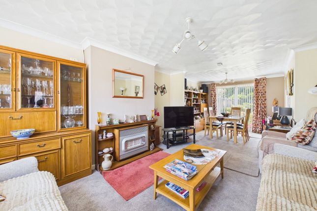 7, Burlington Road, Worthing photo 3
