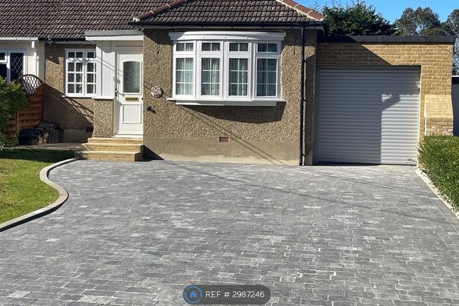 3-bed house on Hatch Road Pilgrims Hatch, Brentwood, £2,200/mo