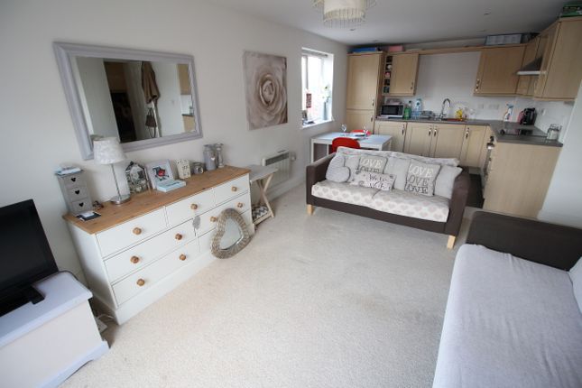 83, Ushers Court, Trowbridge photo 4