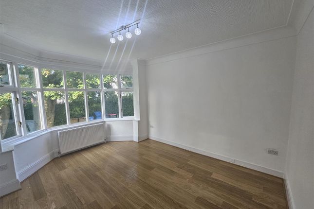 60, Cavendish Road, Salford photo 4