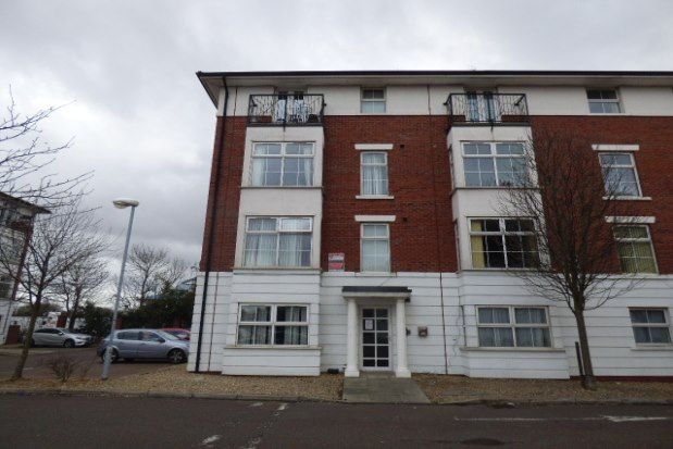 Flat to rent in Chancellor Court, Liverpool