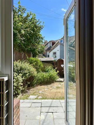 8, Mount Pleasant Road, Hastings photo 4