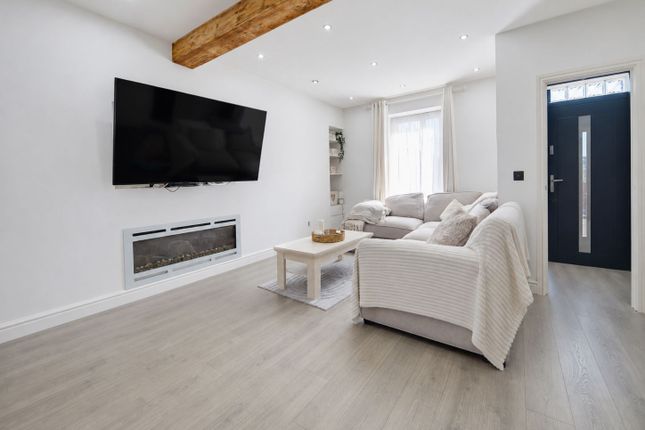 5, Martell Street, Swansea photo 3