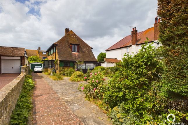 Detached house for sale in Avenue Gardens, Margate, Kent