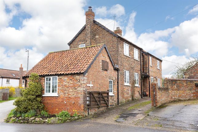 Cottage to rent in Main Street, Bishop Wilton, York YO42