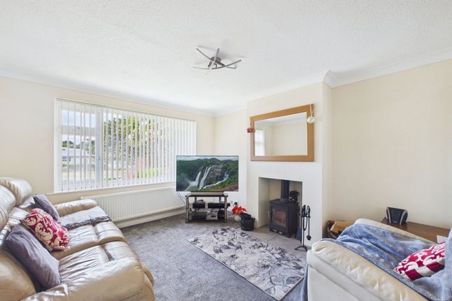 25, Rowbrook Close, Paignton photo 2