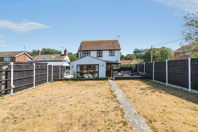 53, Chestnut Avenue, Suffolk photo 2