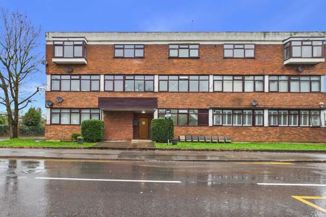 1-bed flat on Flat 4 Rotary House, Breakspear Road, Ruislip, £260,000