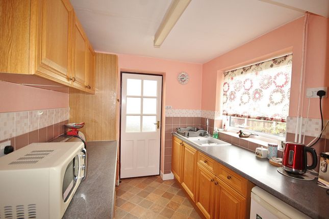 1, Evans Road, Eynsham photo 5