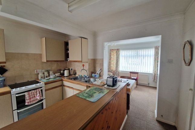 2, Ash Grove, Exmouth photo 4