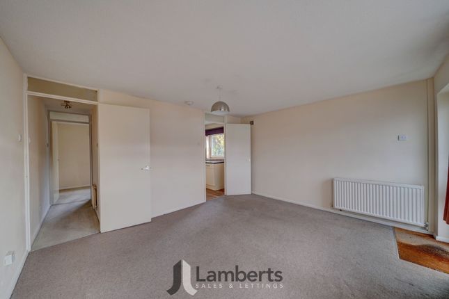 20 Elkstone Close, Worcester photo 3