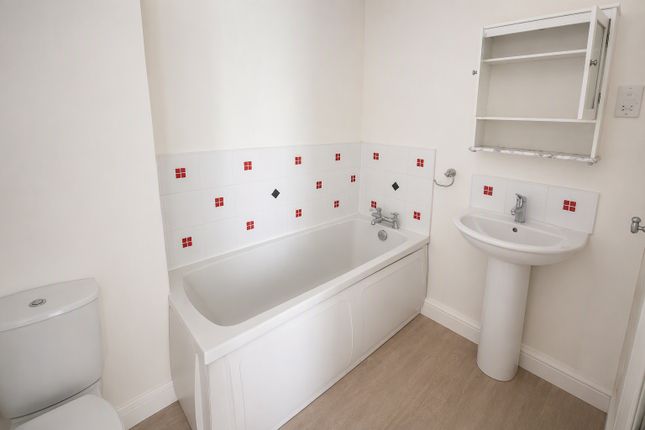 19, Glen View, Mexborough photo 4