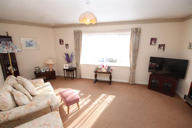 Maisonette for sale in Lunedale Road, Dartford