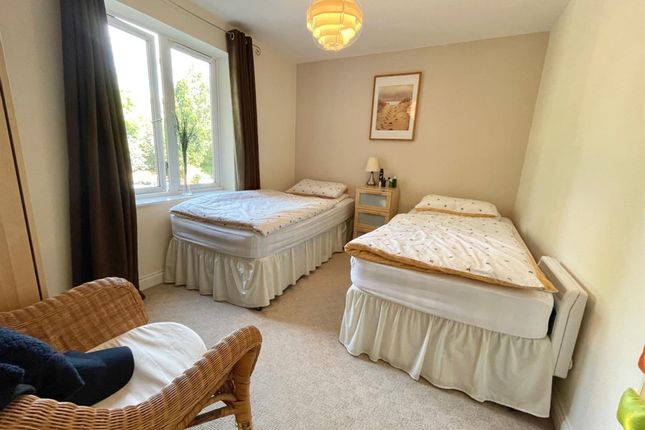 Flat 5, 5 Corscombe Close, Weymouth photo 4