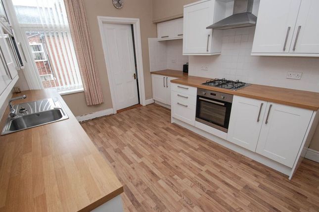 13, Hunters Terrace, South Shields photo 4