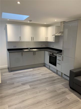 Thumbnail Flat to rent in Stapleton Hall Road, Stroud Green, London