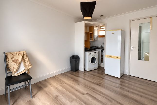 Flat A, 34, Teville Road, WORTHING photo 2