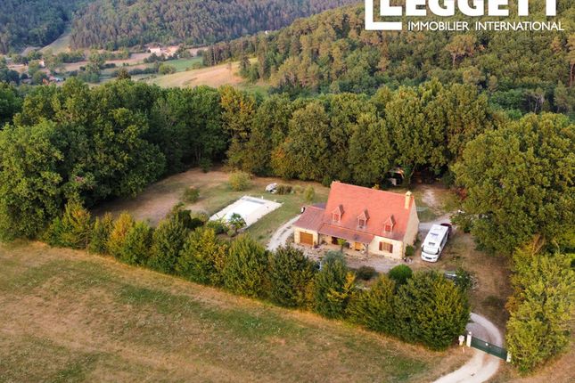 Villa for sale in Sainte-Foy-De-Belvès, Dordogne, Nouvelle-Aquitaine