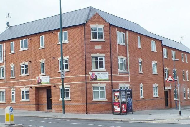 Thumbnail Flat to rent in Flat 3, Bawas Place, 205 Alfreton Road, Radford, Nottingham