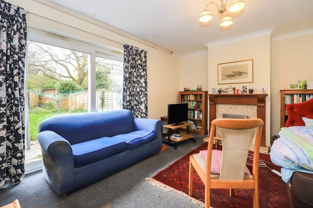 8, Deansfield Road, Stafford photo 3