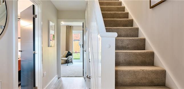 18, Chescombe Road, Yatton, Bristol photo 2