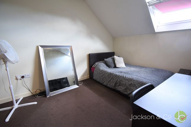 123, Holly Road, Colchester photo 5