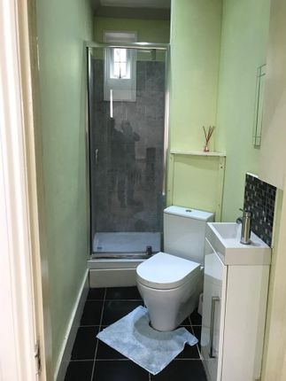 22, Lansdowne Road, Hounslow photo 5