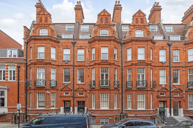 Studio studio on Flat 3 Thackeray House, 1-3, Culford Gardens, Chelsea, £695,000