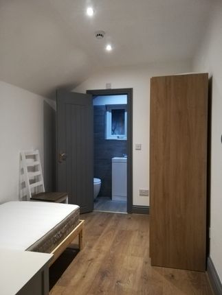 Room to rent in Alliance Terrace, Wellingborough