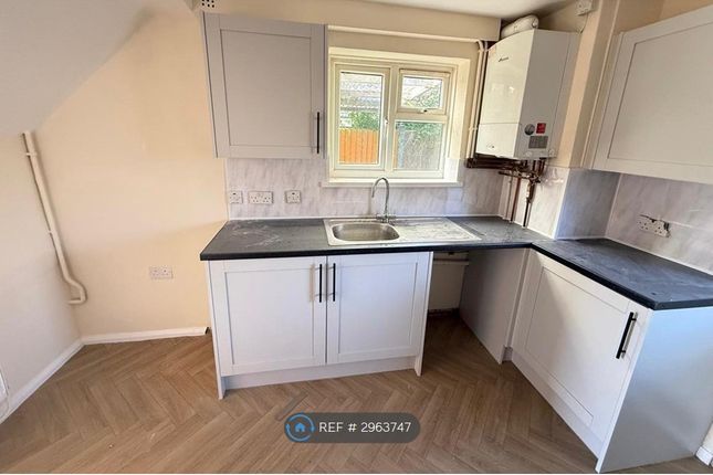 Massey Crescent, Shrewsbury photo 5