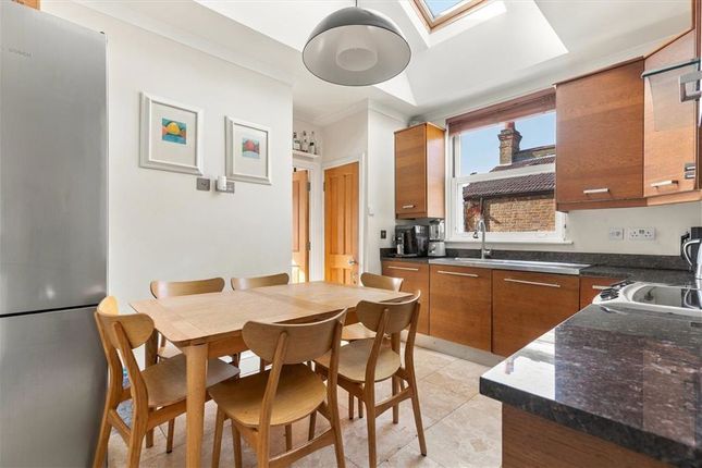 30, Valetta Road, London photo 4