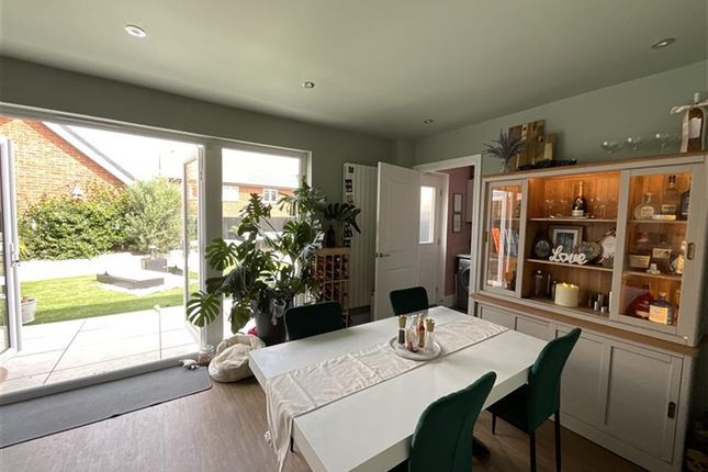 Ainsworth Road, Waterlooville photo 3