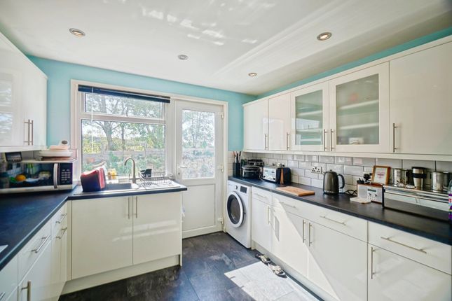 5, Tregellas Road, Helston photo 3
