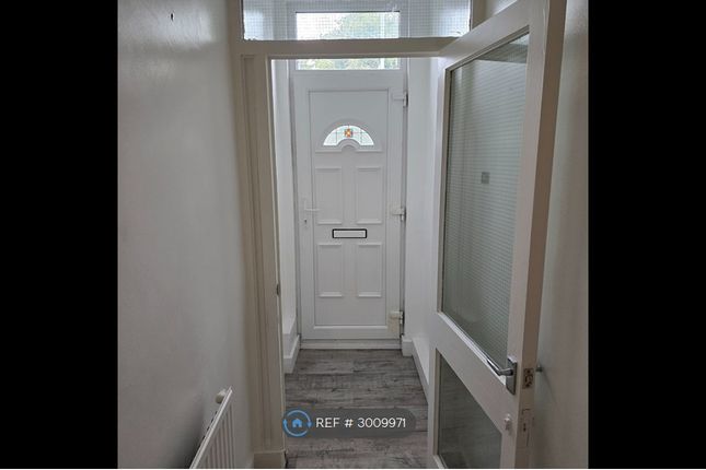 Wargrave Road, Newton-Le-Willows photo 2